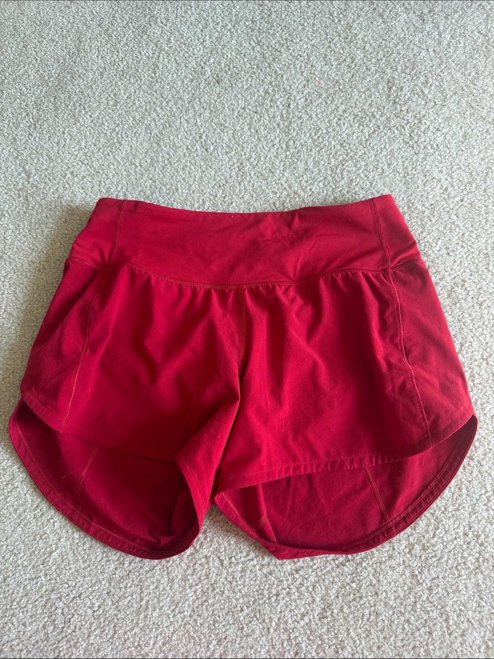 Lululemon Red Speed Up Shorts - DISCONTINUED IN STORES Size 4 Tall 4” Inseam